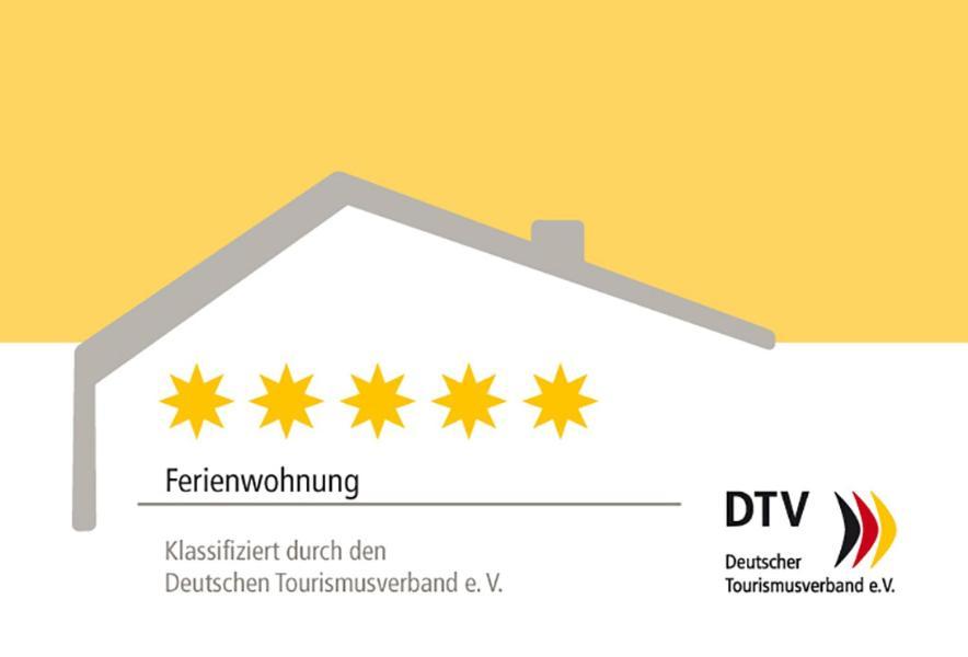 Ferienwohnungen Pellenzblick - Wohnen auf Zeit - Nickenich Exterior foto